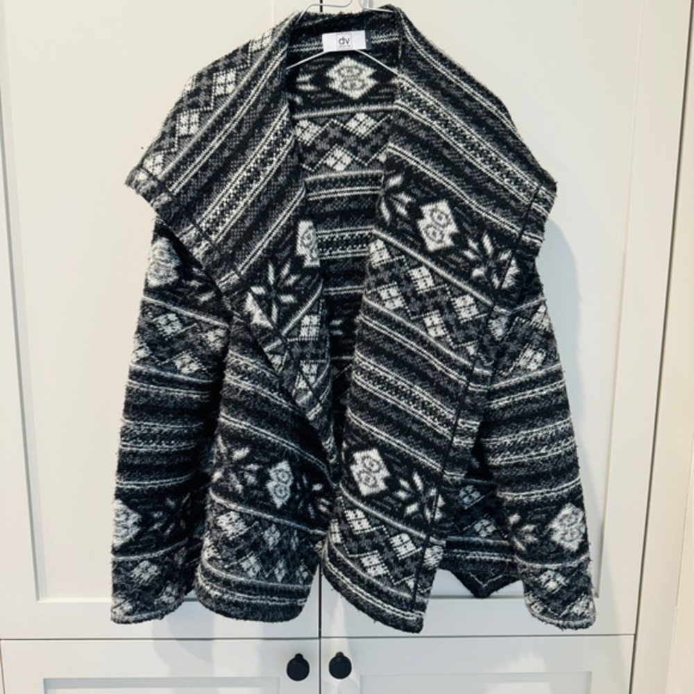 DV by Dolce Vita cardigan southwest open front cardigan white black sweater